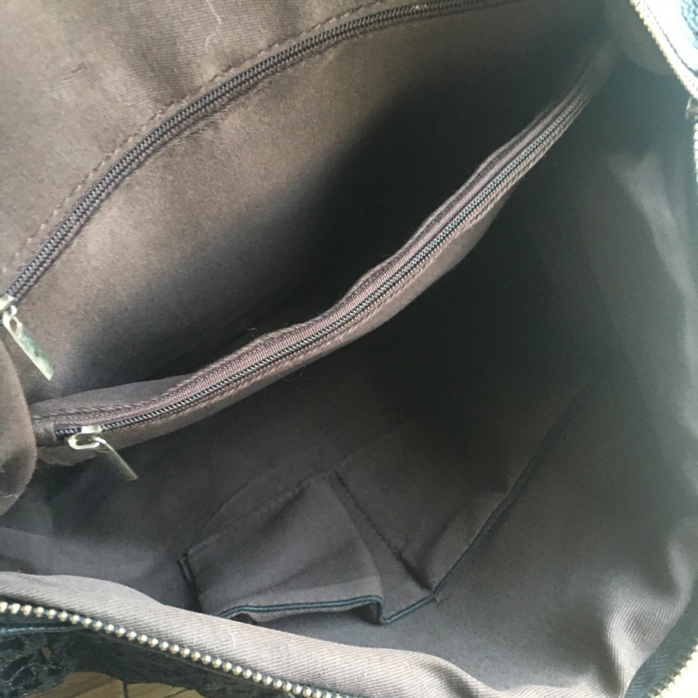 Black Large lace and stud purse weekend bag - Picture 7 of 10